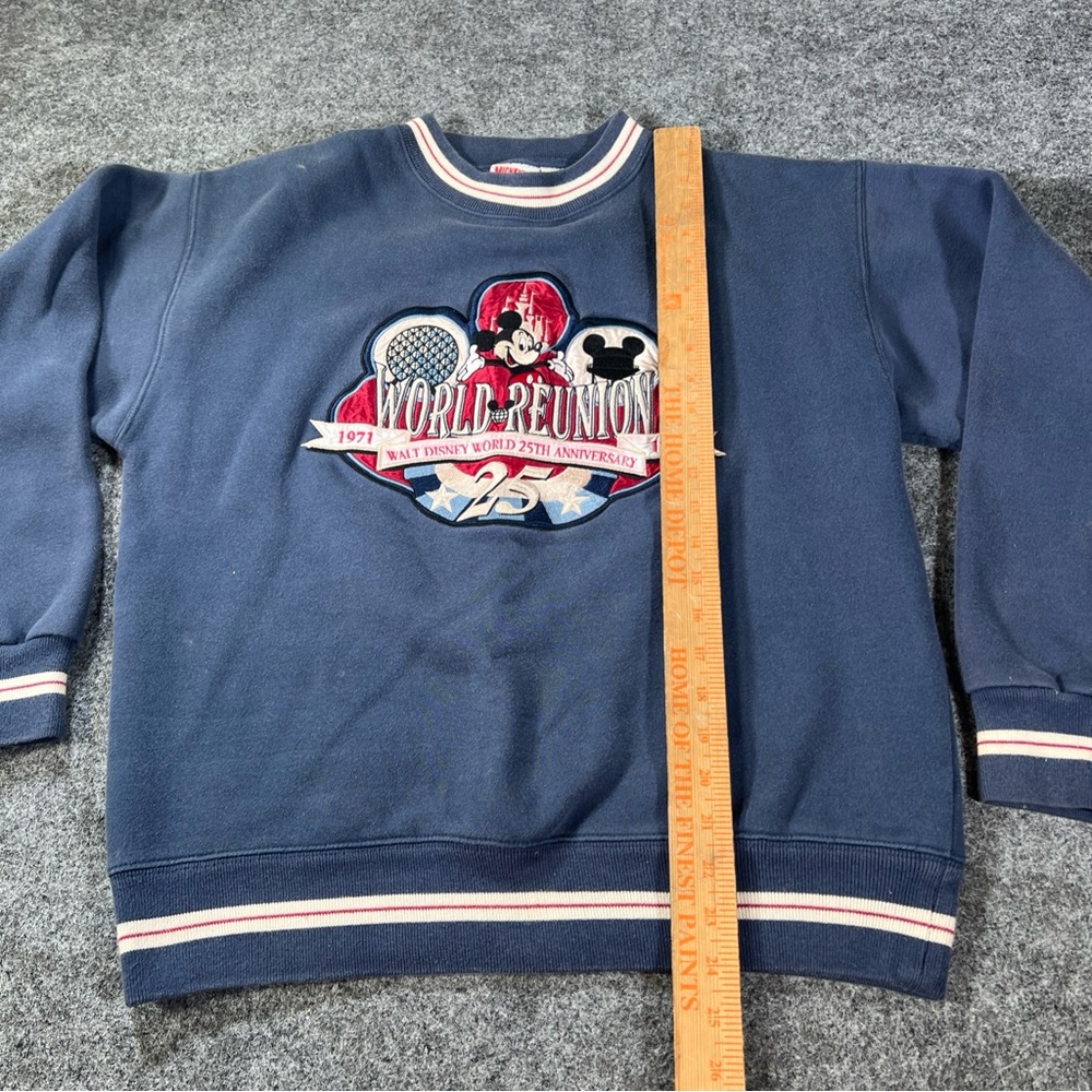 Vtg 90s 1996 Disney World 25 Year Reunion Crewneck Sweatshirt Mickey Inc. Size M - Picture 5 of 7